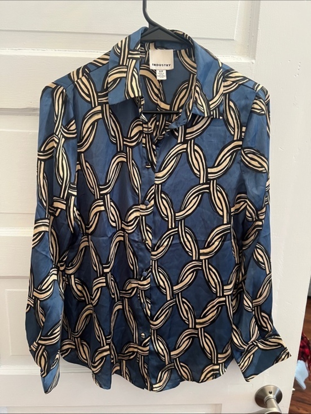 INDUSTRY Satin Button-Up Shirt in Blue and Beige Chain Print